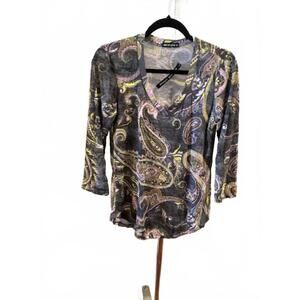 NEW DAVID CLINE women's paisley v neck top in grey